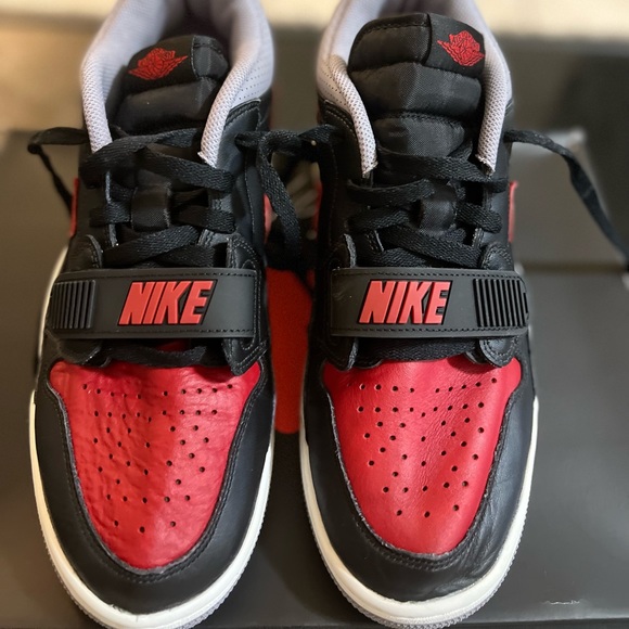 JORDAN Legacy 312 Low Sneakers Size: 9 - Picture 2 of 6